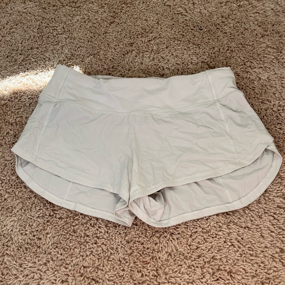 White Lulu shorts